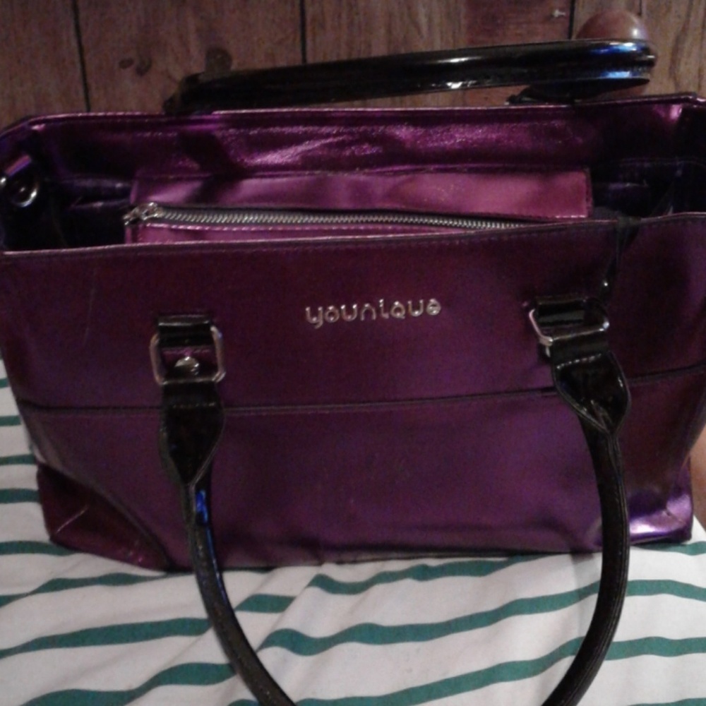 Younique bag